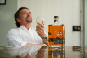 Richard Hammond ödüllü içki koleksiyonuyla Malta'ya geliyor