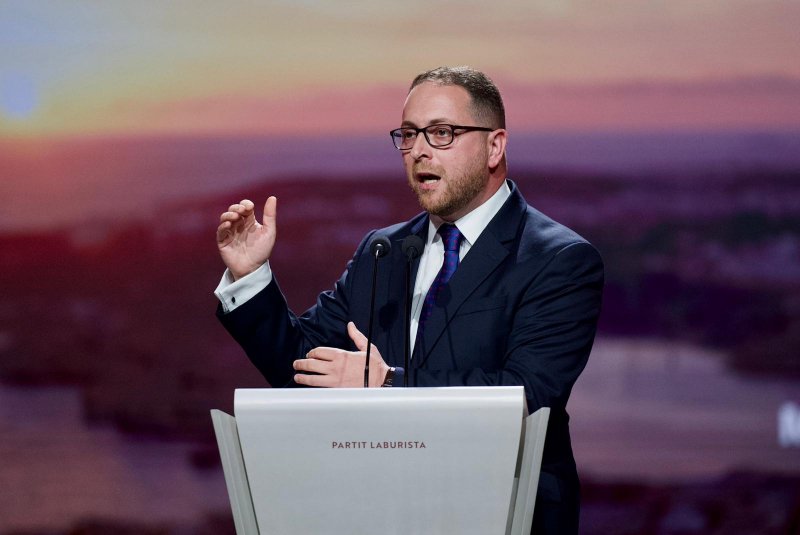 AP milletvekili Agius Saliba soruşturma altında olduğunu doğruladı