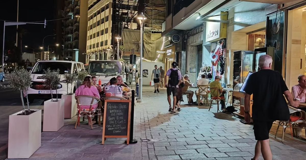 Malta'nın Arazi Otoritesi, Sliema'daki restorana kamu alanını 30 gün içinde boşaltma süresi verdi