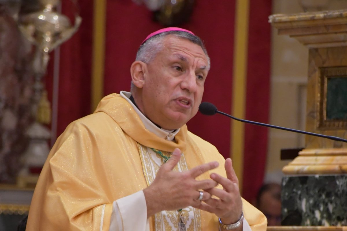 Değerimiz ürettiğimiz şeye bağlı değil – Gozo Piskoposu Anton Teuma