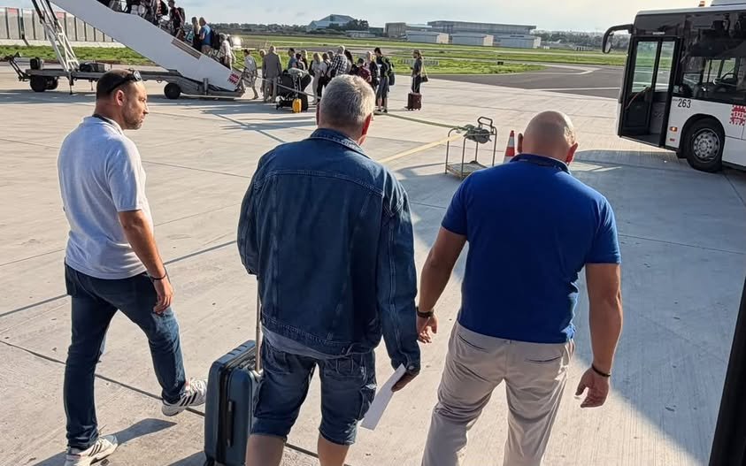 51 yaşındaki Estonlu, Żebbuġ çeşmesine çıplak atlamayı itiraf etti