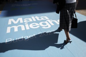 24 sivil toplum kuruluşu: 2027 bütçesi yabancı işçileri oy hakkı olmadığı için cezalandırıyor