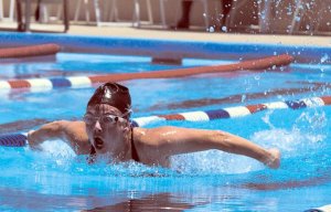 Malta Ombudsmanı, 11 yaşındaki yüzücü için spor okuluna istisnai kabul önerdi; bakanlık uymadı