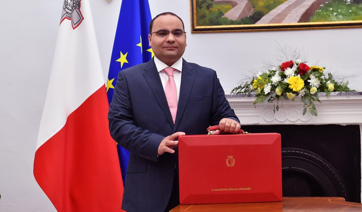 Malta Maliye Bakanı'ndan 2027 COLA'sı için 5 euro sinyali