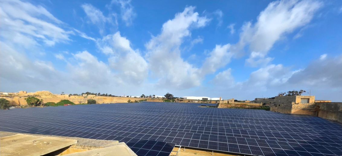 Evlerde güneş enerjisi bataryası kurulumu 2025'te iki katından fazla arttı