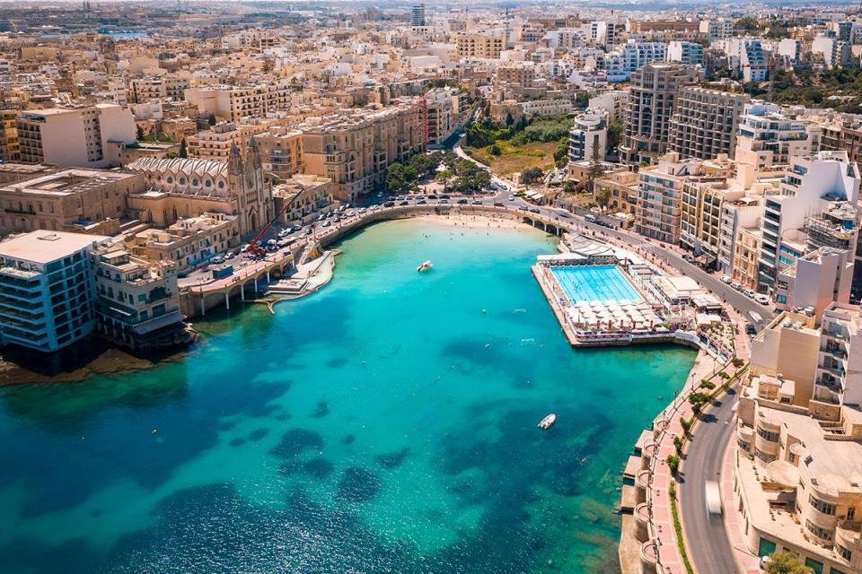 Bisiklet derneği Rota, Sliema-St Julian's feribot planına karşı çıktı, kıyı bisiklet şeridi istedi