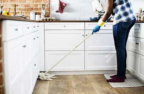 Airbnb, ev sahiplerinin misafirlerden çöp çıkarmasını istemesini yasakladı