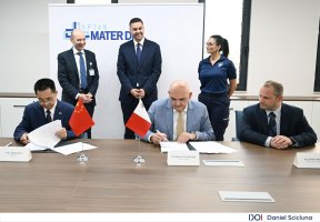 Malta'daki Çin Büyükelçiliği, Mater Dei Acil Servisi'ne 45 bin euroluk bağış yapıyor