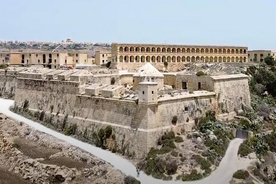 Gozo Turizm Birliği, Fort Chambray kışlalarının ana plana alınmasını olumlu buldu