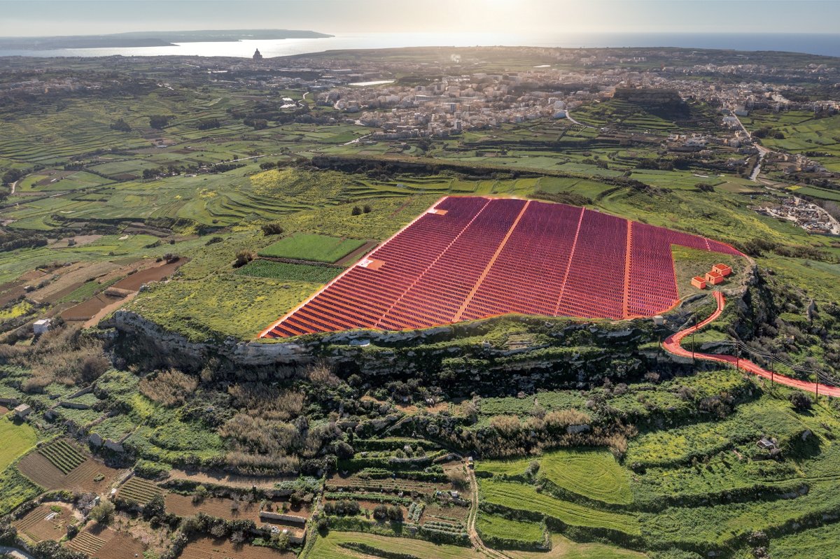 Gozo'daki tartışmalı tepe güneş çiftliği planı geri çekildi