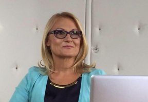 Mahkeme polisten hastaneler soruşturması uzmanı Miroslava Milenović hakkında dava açmasını istedi