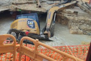 Tarxien bucak kilisesi yanındaki yol çöktü