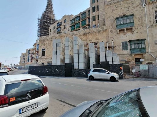 Planlama Otoritesi, Valletta'da dar sokağa bakan beş yıldızlı otel projesini onayladı