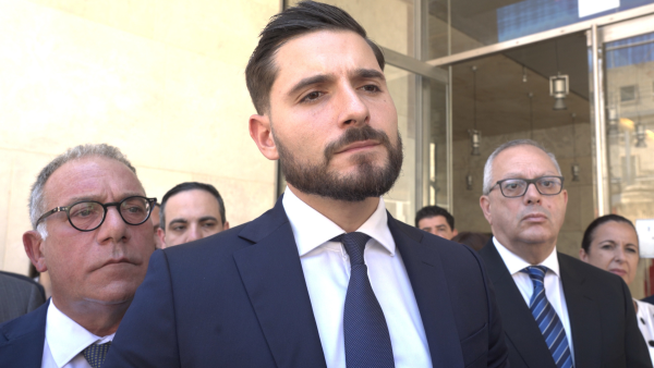 Muhalefet lideri Alex Borg, Yorgen Fenech beraati sonrası açıklamaları için gelen soruları yanıtsız bıraktı