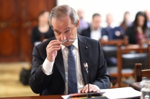 Eski başbakan Gonzi: Fenech beraati etrafındaki gelişmeler örtbas edilmemeli