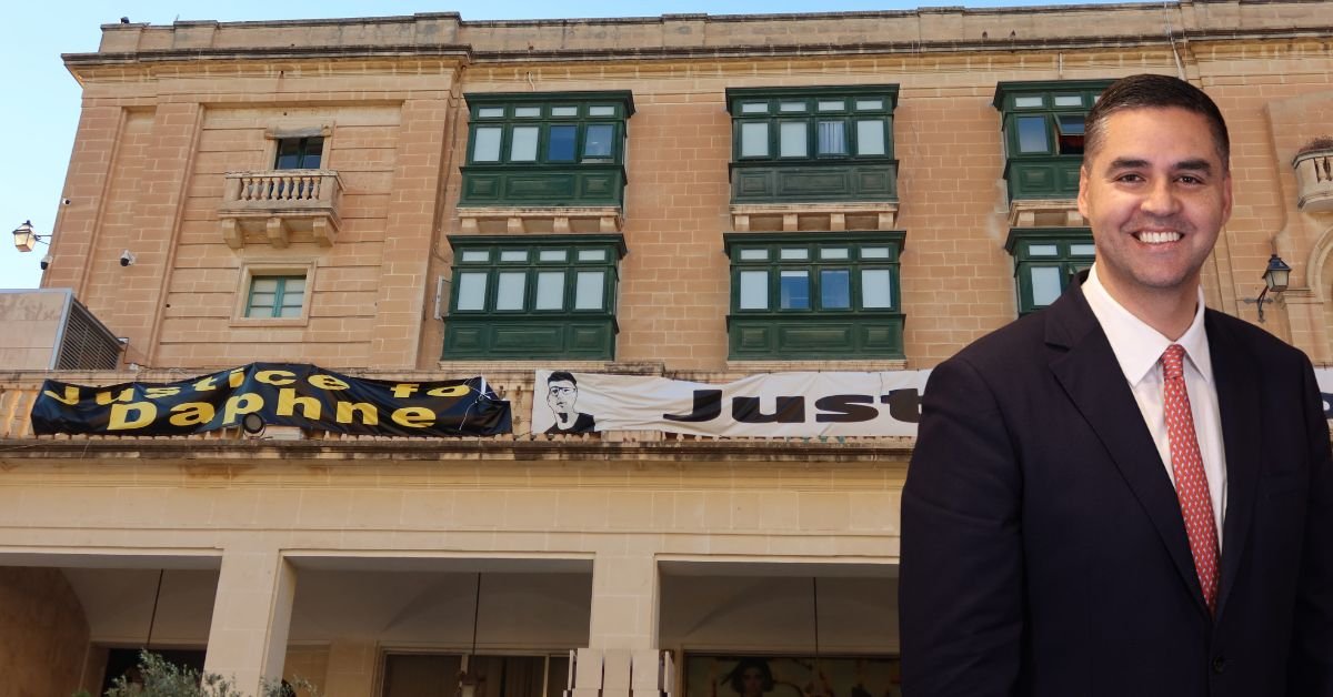 Malta başbakan yardımcısı Ian Borg, Valletta City Gate'de protesto pankartlarına izin verilmesini savundu