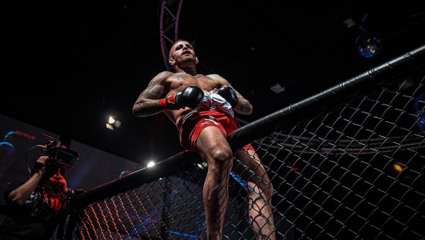 Avustralyalı-Gozolu dövüşçü Brayden Buttigieg, 24 Ekim'de İngiltere'de MMA unvanı için mücadele edecek