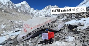 Malta polisi çavuşu Everest Ana Kampı’na ulaştı, terör mağdurları için fon topladı