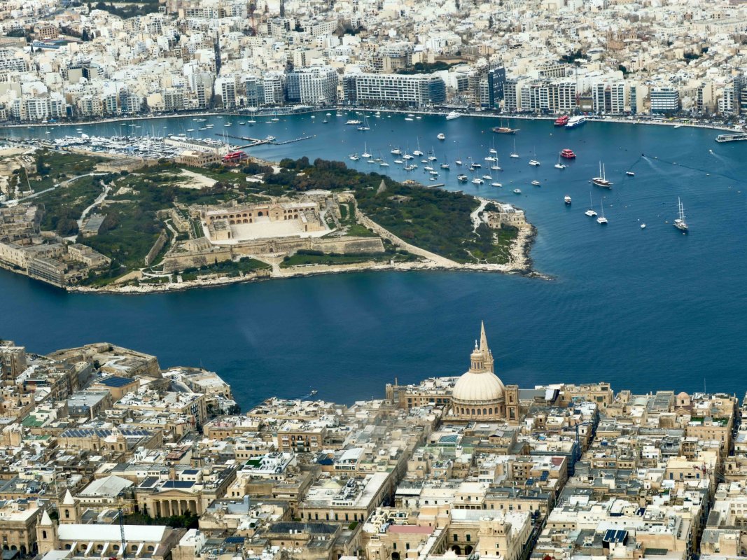 Malta Kooperatif Federasyonu Manoel Adası'nı topluluk kooperatifine dönüştürmeyi önerdi
