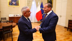 BAE büyükelçisi Malta'da iş yuvarlak masasında kilit sektörlerdeki fırsatları vurguladı