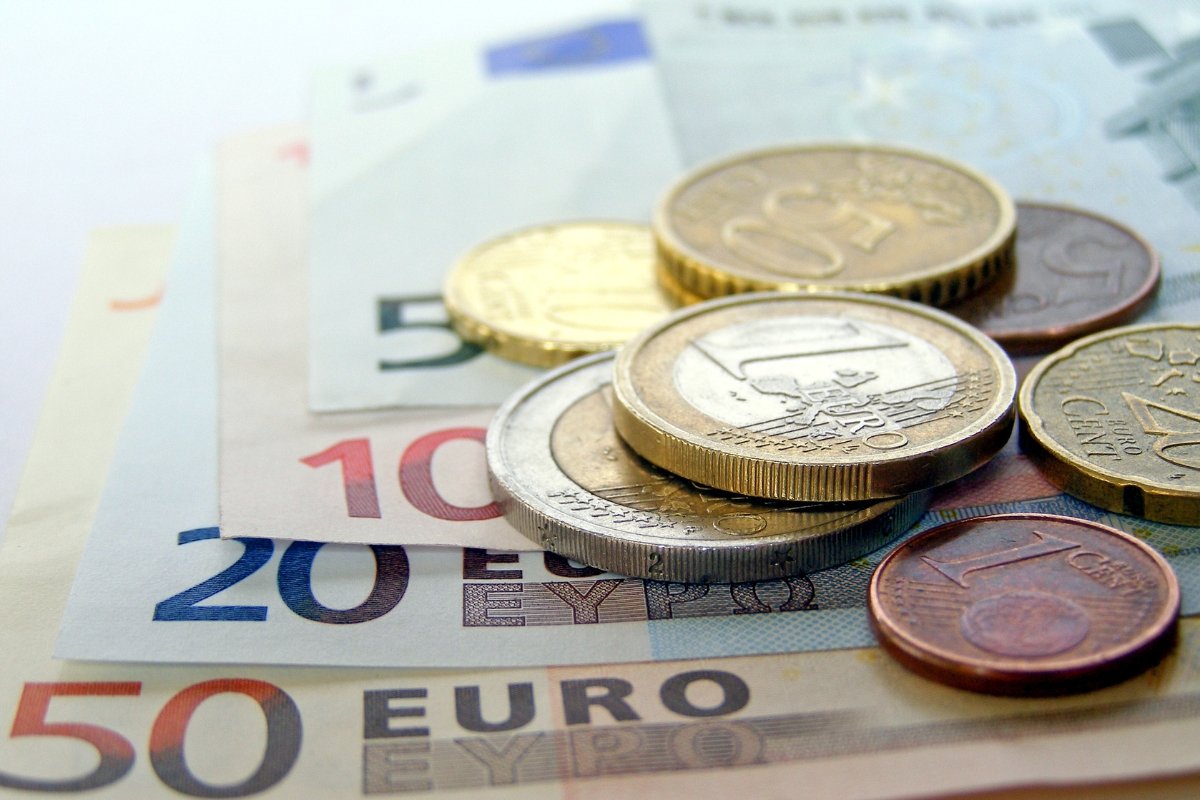Malta İşçi Partisi, 50.971 euroluk iade için madeni para üreticisini mahkemeye verdi
