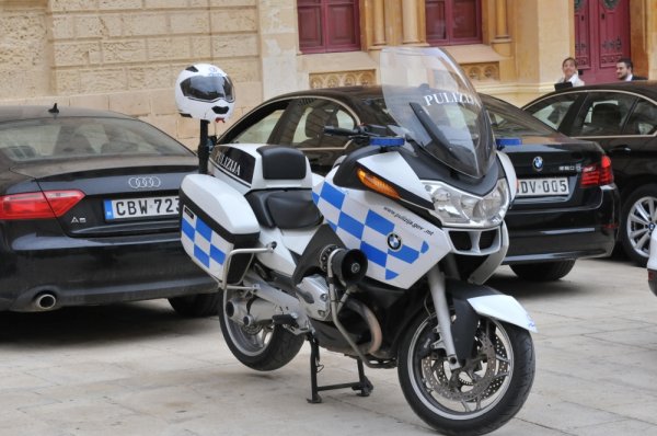 Marsa üst geçidi fazla mesai dolandırıcılığı iddiasında iki trafik polisi beraat etti