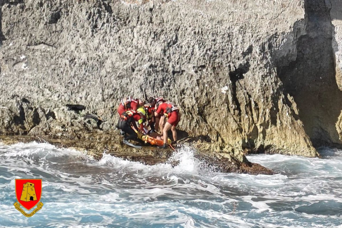 Zurrieq'te Wied Fulija'da düşen erkek öldü, kadın hastaneye kaldırıldı